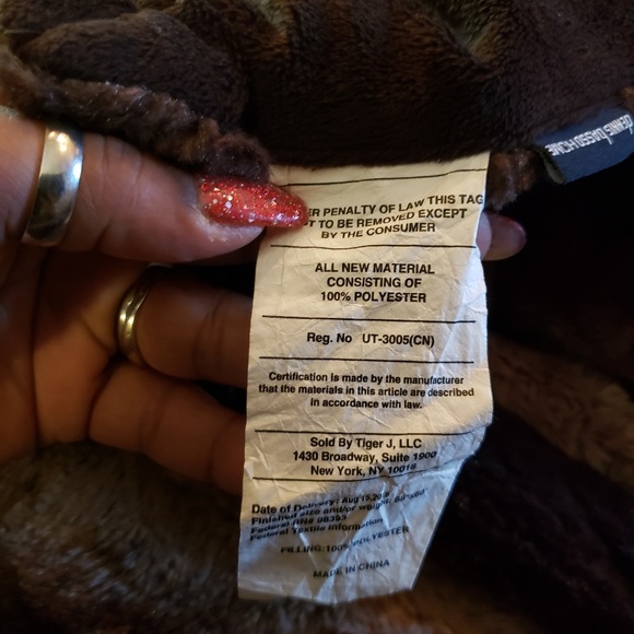 Dennis Basso HOME - Picture 5 of 5